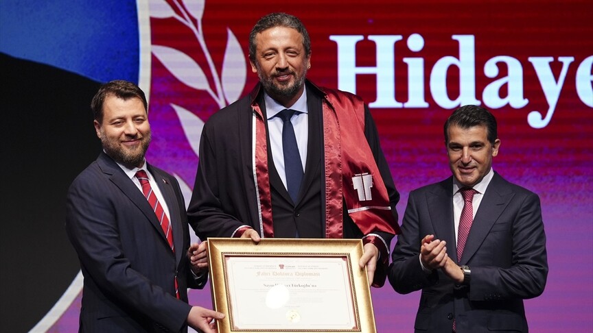 Fahri Doktora Verilmesinin Bilim ve Eğitimde Kanıtlanmış Nedenleri [2026] - Kapak Görseli